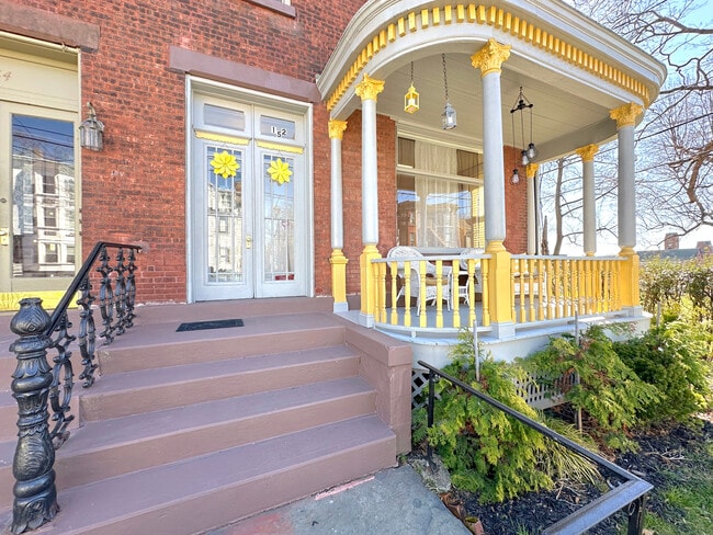 152 Grand St, Unit 2