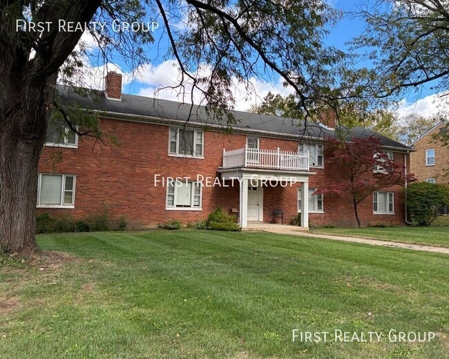 2901 Grand Ave