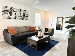 3713 Neblina Dr in Henderson, NV - Building Photo - Building Photo