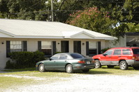 619 Robin Rd in Lakeland, FL - Foto de edificio - Building Photo