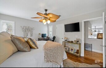 26060 Marina Rd in Orange Beach, AL - Building Photo - Building Photo