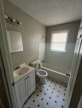 1591 Locust St in Memphis, TN - Building Photo - Building Photo