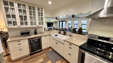 9970 SW 13th Terrace in Miami, FL - Building Photo - Building Photo