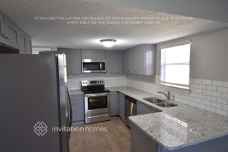 1647 Isleworth Cir in Atlanta, GA - Building Photo - Building Photo