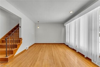 24000 Devoe Ave in Euclid, OH - Building Photo - Building Photo