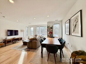 4335 Harrison St NW in Washington, DC - Building Photo - Building Photo