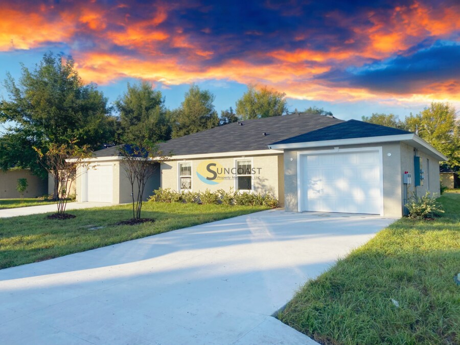 13 Plumtree Pl-Unit -A in Palm Coast, FL - Foto de edificio