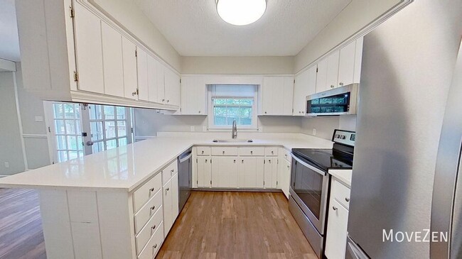 5412 Fieldstone Dr in Raleigh, NC - Foto de edificio - Building Photo