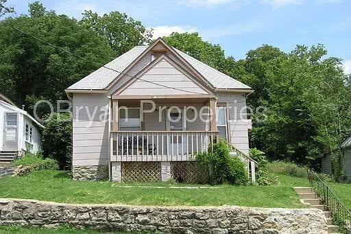 property at 1606 Stinson Ave