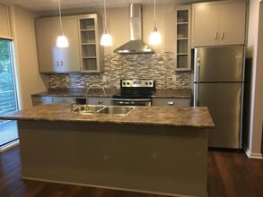 101 Riverside Dr in Eufaula, AL - Building Photo - Building Photo