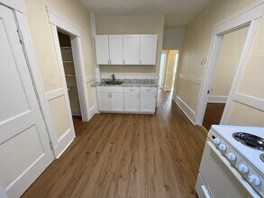 895 Huntington Ave in Boston, MA - Foto de edificio - Building Photo