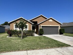 269 McKay Blvd in Sanford, FL - Building Photo - Building Photo