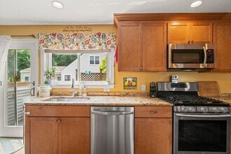 143 Morton St in Winthrop, MA - Building Photo - Building Photo