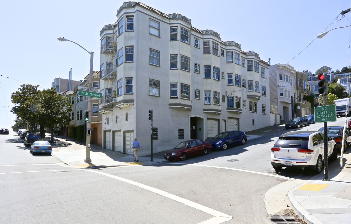 2301 15th St in San Francisco, CA - Building Photo