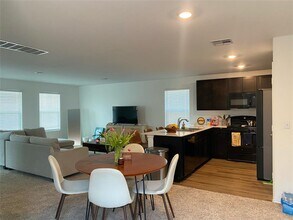 231 Buenos Aires in Kyle, TX - Building Photo - Building Photo