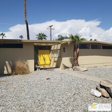 2260 E Terry Ln in Palm Springs, CA - Building Photo - Building Photo