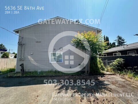 5636 SE 84th Ave in Portland, OR - Building Photo