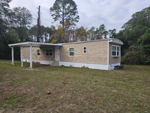 157 SW Shady Ln in Lake City, FL - Foto de edificio - Building Photo