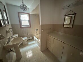 248 Columbia Ave, Unit Floor 2 in Jersey City, NJ - Building Photo - Building Photo