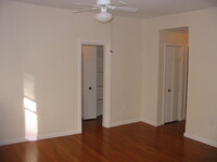 49 Burbank St, Unit #19 in Boston, MA - Foto de edificio - Building Photo