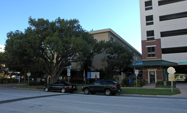 Bayboro Tower in St. Petersburg, FL - Building Photo - Building Photo