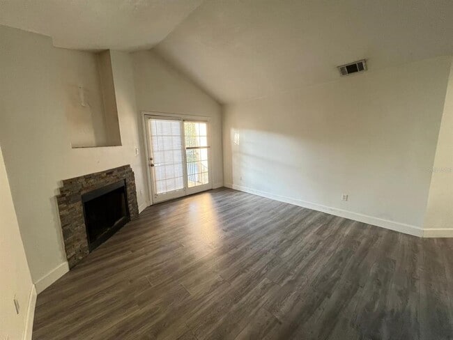 236 Afton Square in Altamonte Springs, FL - Building Photo - Building Photo