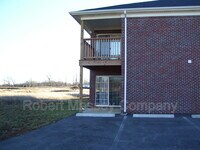 110 Hurstfield Dr photo'