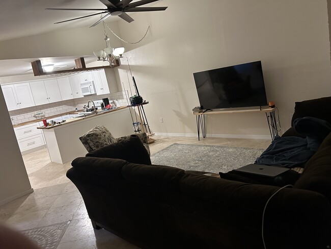 15514 Crystal Lake Dr