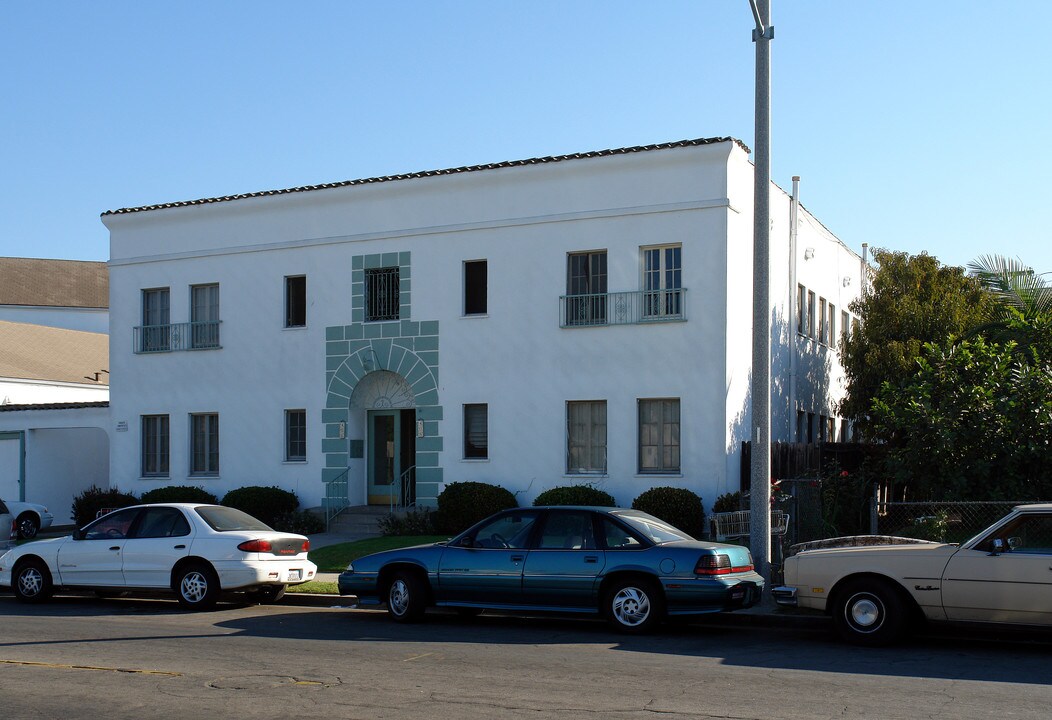 406-408 S Grevillea Ave in Inglewood, CA - Foto de edificio