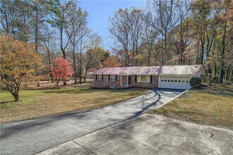 6797 Campground Rd in Cumming, GA - Building Photo - Building Photo