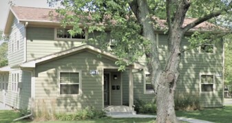 168 N Tratt St in Whitewater, WI - Building Photo