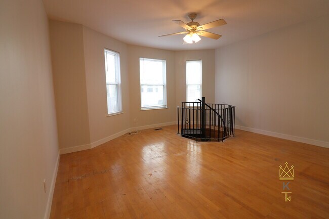 34 Washburn St, Unit 1