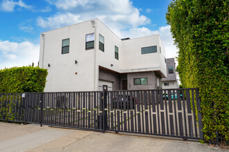 1805 S Longwood Ave in Los Angeles, CA - Building Photo - Building Photo