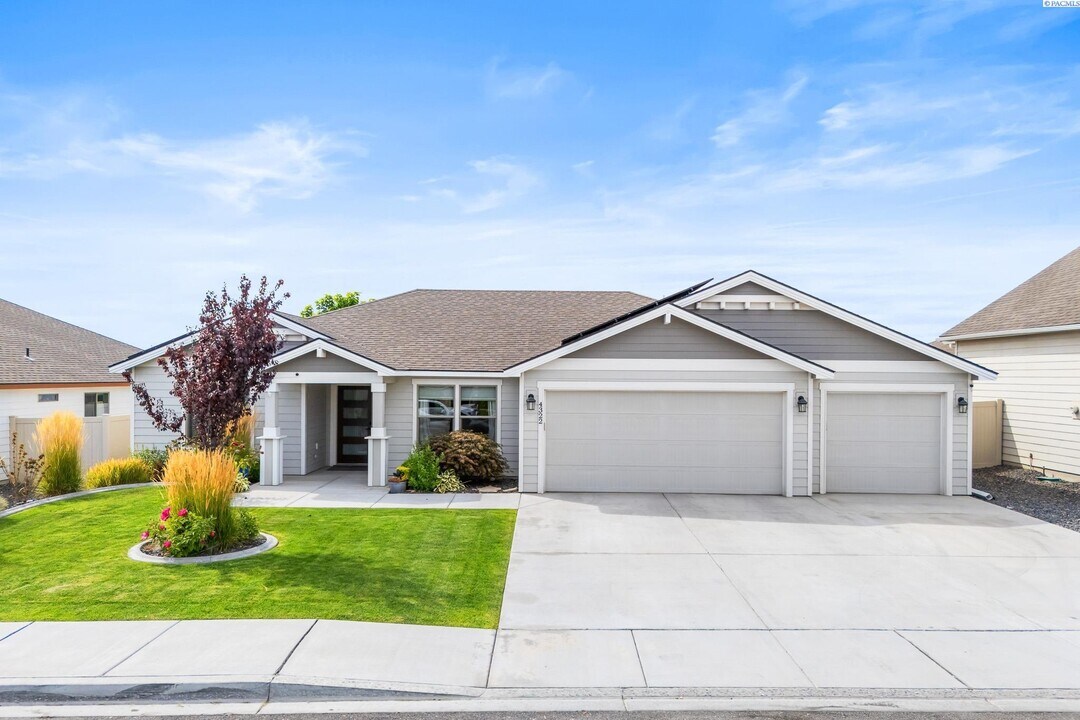 4322 Goldstream Ln in Pasco, WA - Building Photo