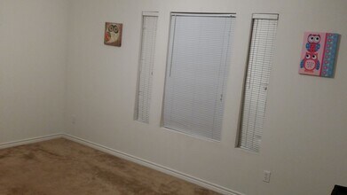 2407 Berger Dr in Bryan, TX - Building Photo - Building Photo