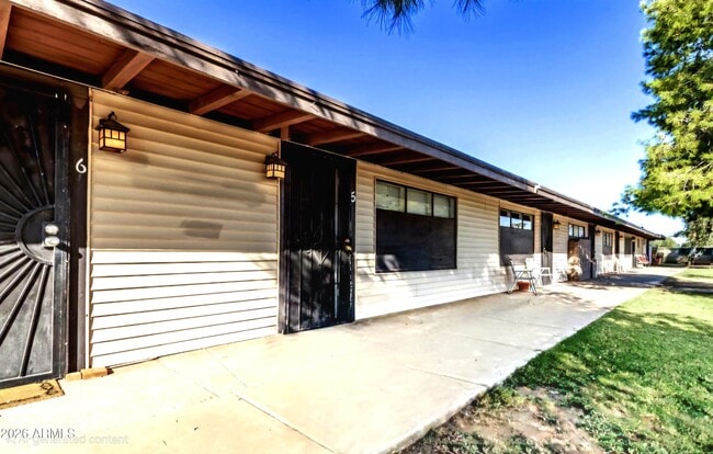 property at 7508 W Orangewood Ave