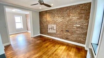 East 100th Street, Unit 2C in New York, NY - Building Photo