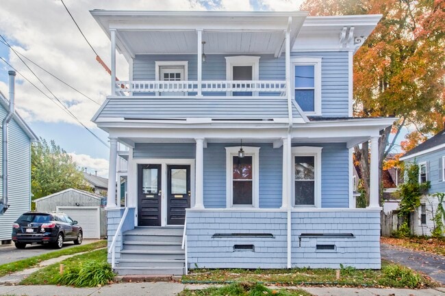 23 Pleasant St, Unit 25 pleasant st