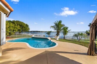 2339 NW 195th Ave in Pembroke Pines, FL - Building Photo - Building Photo