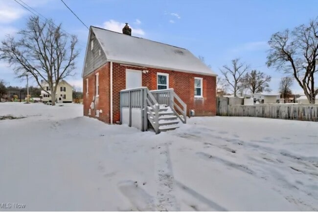 property at 1504 14th St SE