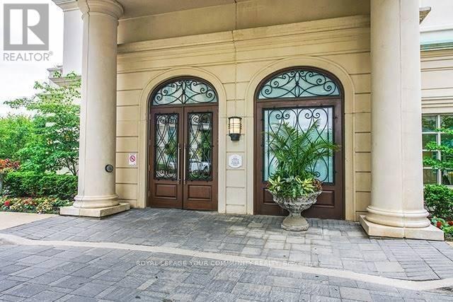 20 Bloorview Pl in Toronto, ON - Building Photo - Building Photo