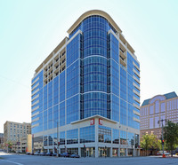 Grohmann Tower Apartments in Milwaukee, WI - Building Photo - Building Photo