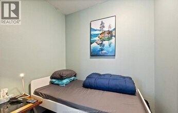 374 Rankin Ave in Windsor, ON - Building Photo - Building Photo