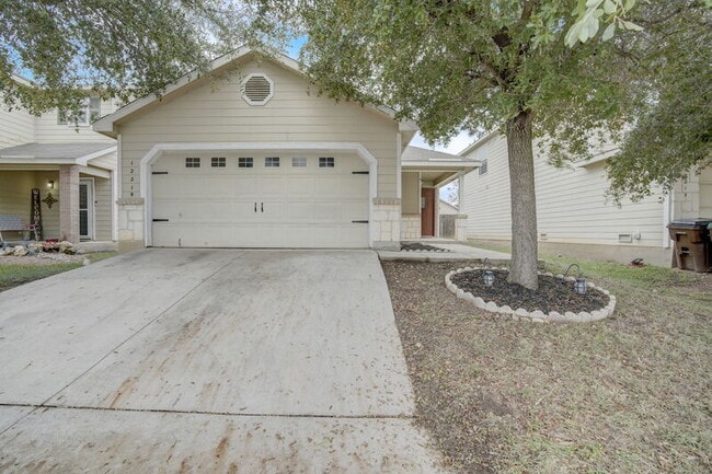 12219 Raw Silver in San Antonio, TX - Building Photo - Building Photo