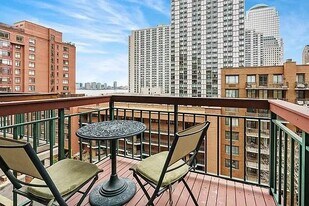 333 Rector Pl in New York, NY - Building Photo