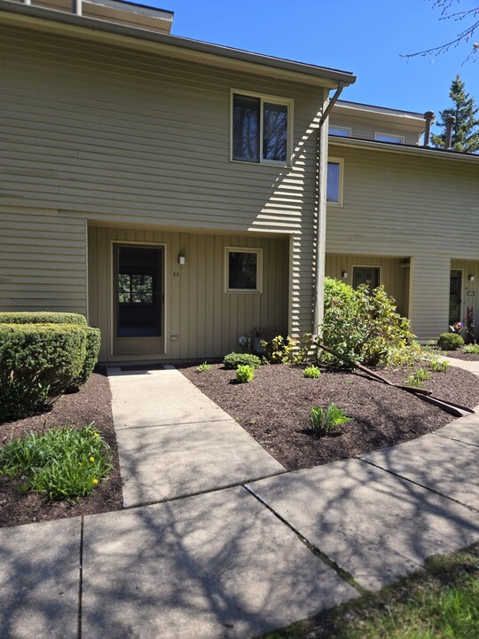 29 4th Ave in Oswego, NY - Building Photo