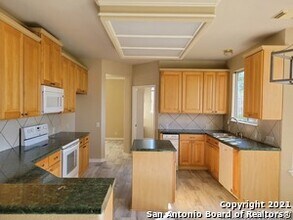 20814 El Suelo Bueno in San Antonio, TX - Building Photo - Building Photo