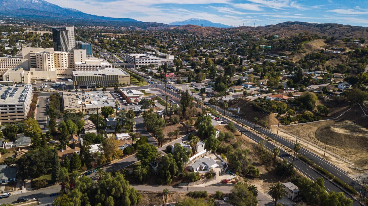 11288 San Juan St in Loma Linda, CA - Building Photo