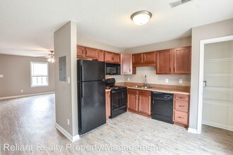 513 Patriot Park Ct in Clarksville, TN - Building Photo - Building Photo