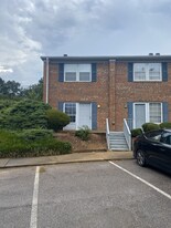 117 Chaucer Ct in Carrboro, NC - Building Photo